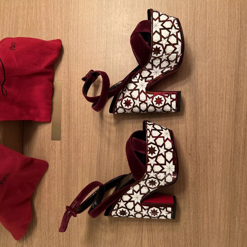 Christian Louboutin Superyaz Ankle Strap Maroon Velvet Platform Sandal SZ.38.5